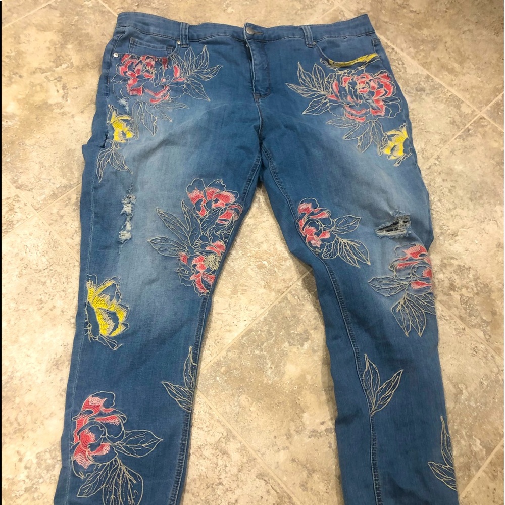 Melissa McCarthy skinny denim jeans